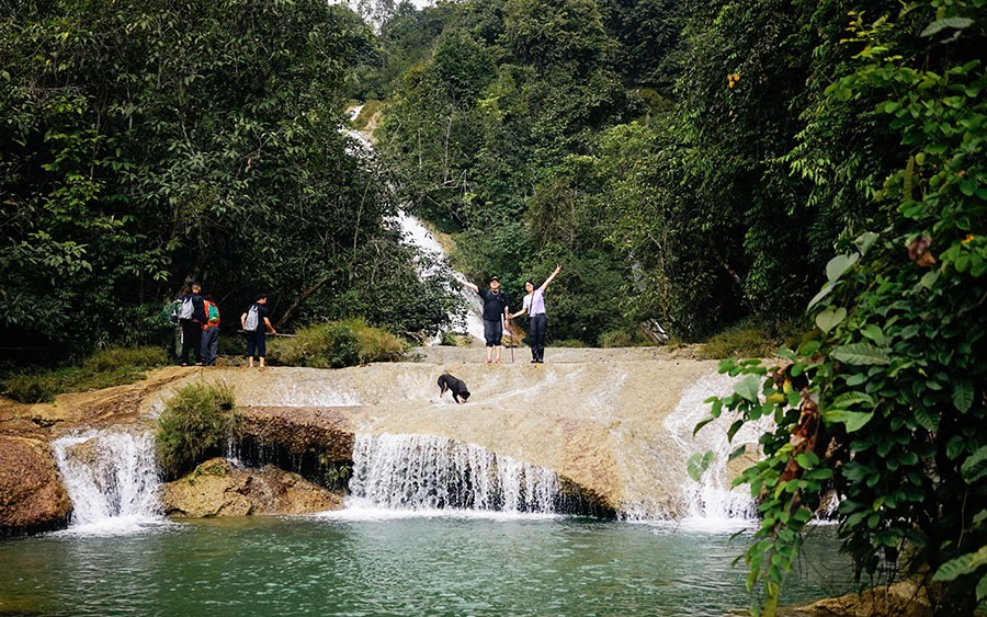 Tour Trekking & Camping H&agrave; Nội - Bản Ba | Kh&aacute;m ph&aacute; Bản Ba kỳ th&uacute;