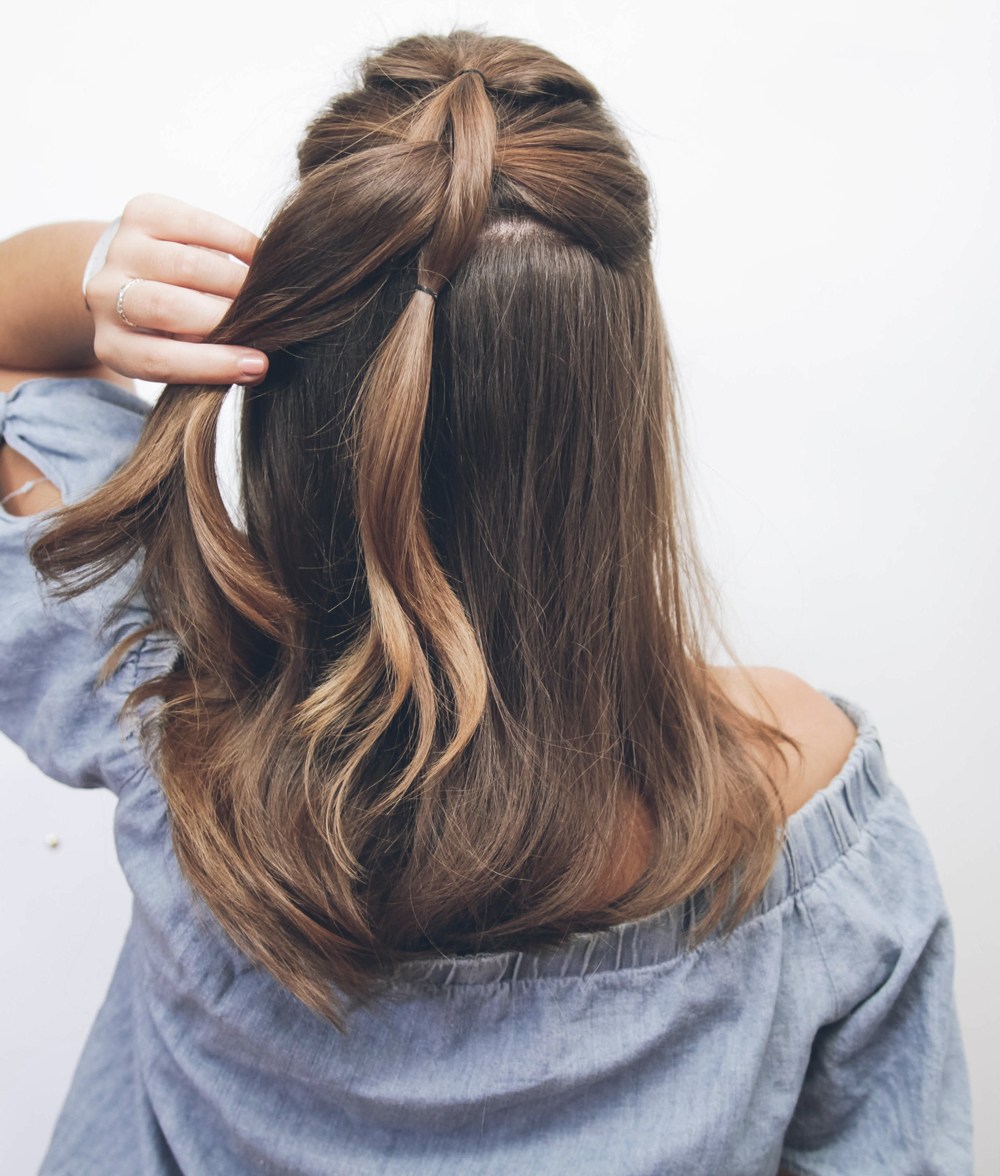 Bật mí 5 kiểu tóc dễ tạo mà cực kỳ đáng yêu cho các bạn nữ tung tăng đi chơi Tết