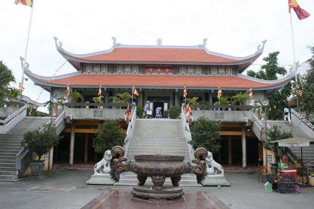 6 ngôi Chùa linh thiêng để đi cầu may đầu năm tại Sài Gòn