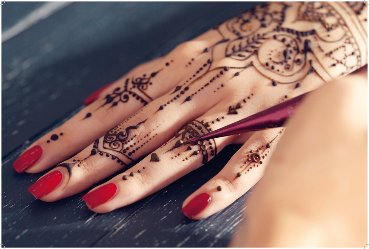 Hướng dẫn cách vẽ hình xăm henna đơn giản và dễ hiểu