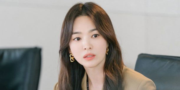 Song Hye Kyo chia sẻ bí quyết làm đẹp - cách để giữ được làn da trắng mịn ở độ tuổi 40