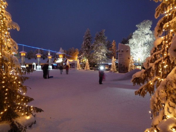 Top 10 thành phố ‘đậm chất’ Giáng sinh nhất thế giới
